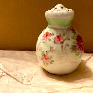 Vintage Floral Salt or Pepper Shaker